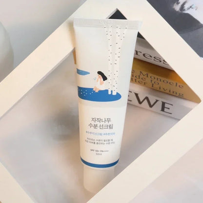 ROUND LAB Écran solaire hydratant au jus de bouleau SPF50 - Korean Beauty & Healthy
